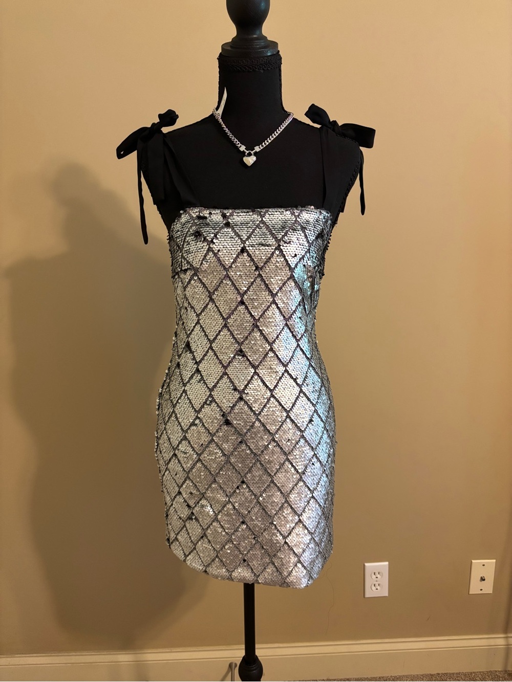 GB Silver Sequin Diamond-Pattern Tie-Shoulder Mini Dress Size S
